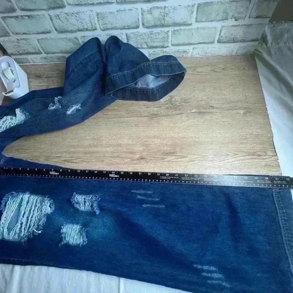 litz by uniq destroyed wide leg Boyfriend jeans - Picture 8 of 10